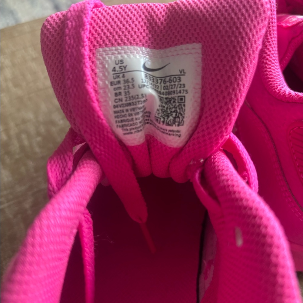 Nike Women's Athletic Shoes - Vibrant Pink - Picture 4 of 5